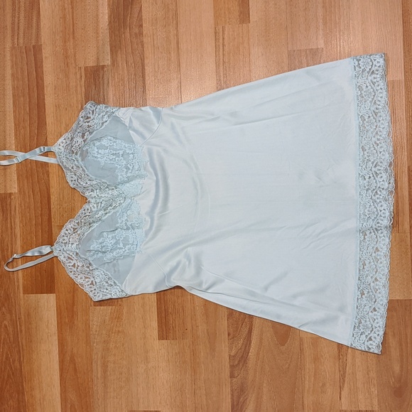 Vintage Vassarette baby blue camisole - Picture 1 of 6
